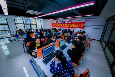 動(dòng)漫游戲開發(fā)新秀 全國(guó)互聯(lián)網(wǎng)職業(yè)技能大賽的青春風(fēng)采